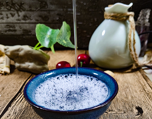 古人上戰(zhàn)場前還要溫酒喝，為何現(xiàn)代人卻很少溫酒喝？